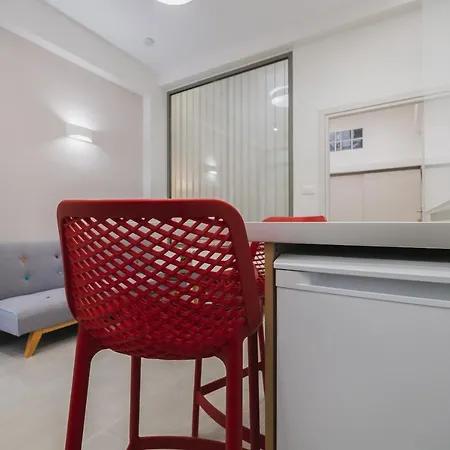 Central Apt 4 W. Yard Steps To Old Town Ac, Wifi Lägenhet