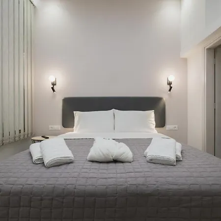 Apartman Central Apt 4 W. Yard Steps To Old Town Ac, Wifi Hriszí Aktí Haniá